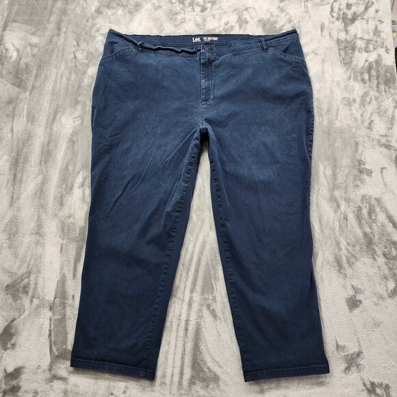 Lee Pants Womens 26W PETITE Blue All Day Straight Leg Relaxed Fit Office Preppy - Picture 1 of 12
